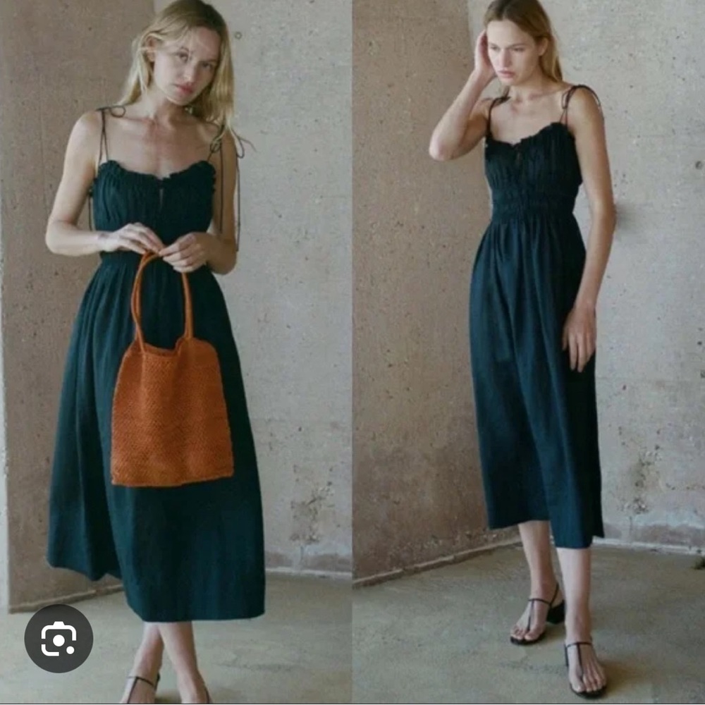 Doen Rhoda Dress in black